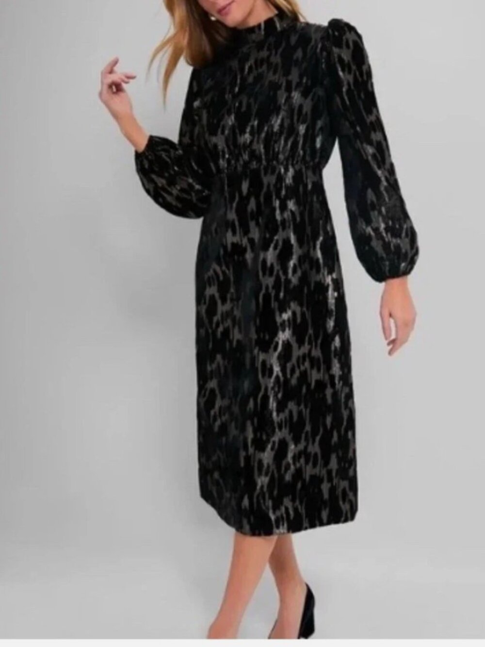 TUCKERNUCK Pomander Place Gold Metallic Black Velvet Midi Dress Size 6